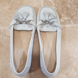 Aerosoles suede driving loafers